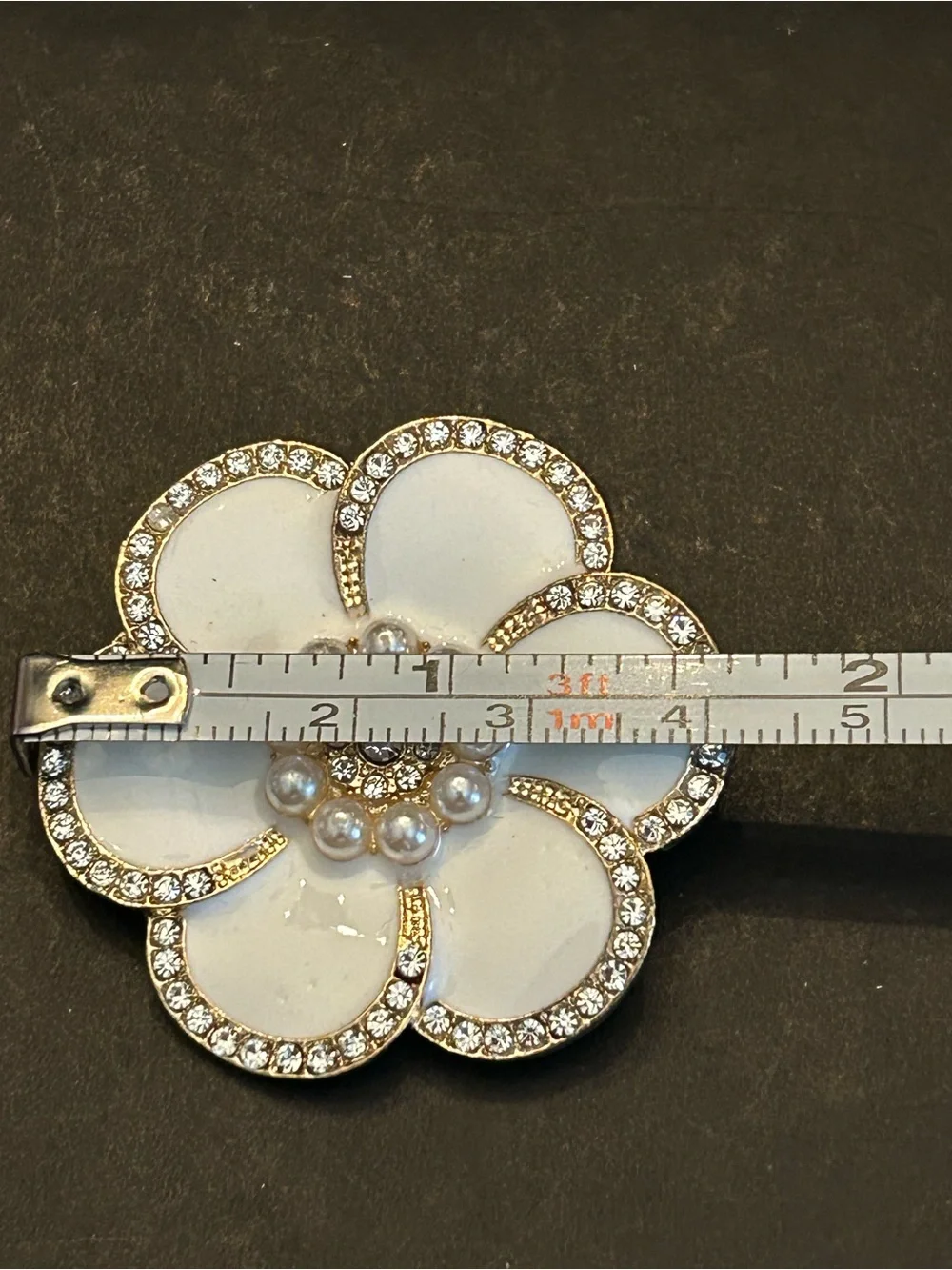 Beautiful Gold-Tone Pearl & Crystal with Enamel Flower Brooch Assorted Colors
